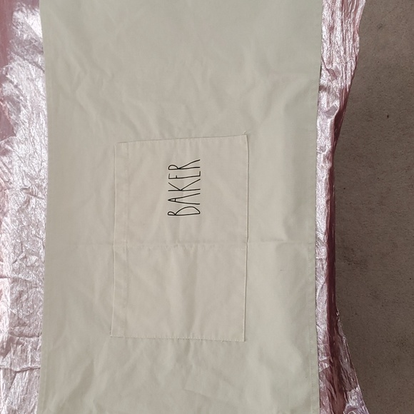 Rae Dunn apron - Picture 9 of 9